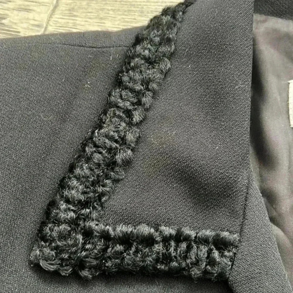 Selina | Black 100% new wool vintage blazer with curly lamb lining - Picture 8 of 14